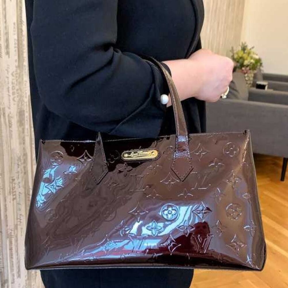 💎✨STUNNING✨💎Authentic Louis Vuitton Monogram Vernis Hand Bag